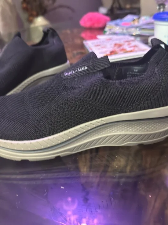 Easy Spirit Black Knit Slip-On Sneakers - Picture 3 of 5